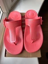 Image of FitFlop Iqushion Pearlised Rosy Coral adjustable buckle sandals - Size UK 4 BNIB