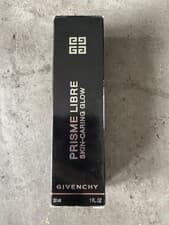 Image of Givenchy Prisme Libre Skin Caring Glow Foundation Glow 12hr 30ml