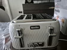 Image of Breville VTT911 Curve 4 Slice Toaster white