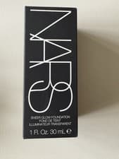 Image of NARS Sheer Glow Foundation