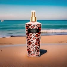 Image of Victoria's Secret Passion Struck Flirt Fragrance Mist 8.4 oz Body Spray Rare!