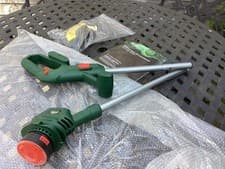 Image of webb 25 cm cordless 20v linetrimmer/ strimmer, new £25. No battery