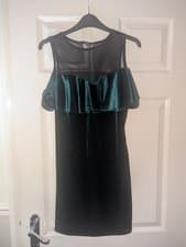 Image of Quiz Green Velvet Dress Size 10