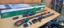 Image of Bosch 18V UniversalHedgePole 18 Telescopic Hedgecutter battery and charger