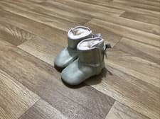 Image of TODDLER ORIGINAL UGG boots, size 2, 6-9 months, Gold Glitter Finish