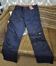 Image of BNWT men's Dickies Action Flex trousers navy blue 34R TR2025R £35