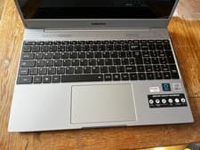Image of Medion Akoya Laptop Notebook E15407