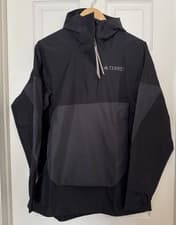 Image of adidas Women’s Small TERREX XPLORIC 2.5L CLIMAPROOF ANORAK Jacket Black JF1359