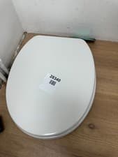 Image of Croydex Flexi-Fix Constance Fits Never Slips Slow Soft Close Toilet Seat White