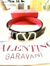 Image of VALENTINO reversible leather belt L 85cm W 3cm £380 Black And Red