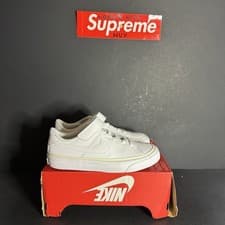 Image of M Nike Court Legacy Unisex Shoe DA5381-129 White Strap Sizw 13.5C Little Kids