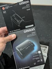 Image of Omron Evolv Wireless Upper Arm Blood Pressure Monitor - Black