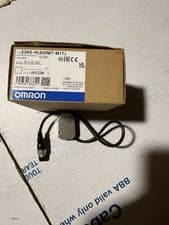 Image of Omron Photoelectric Sensor, Rectangular Sensor, 35 - 500 mm Detection Range