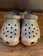 Image of Crocs Classic Ombre Glitter Slip On Clog Sandals Black Gold Women’s 11 Men’s 9
