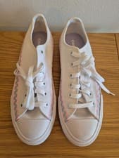 Image of White canvas Converse size 4