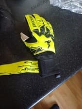 Image of Precision Fusion x Pro Lite Gk gloves Size 7