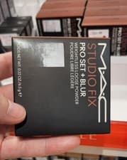 Image of MAC Studio Fix Pro Set+Blur Weightless Loose Powder (Deep Dark) 6.5g Brand New
