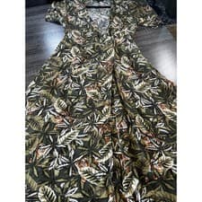 Image of Banana Republic Size 0 Maxi Wrap Dress Tiger Leaf Print Short Sleeve