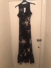 Image of Boohoo Size 8 Wrap Dress Ruffle Hem Black Floral Tie Waist