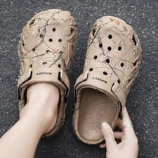 Image of Crocs Unisex Marbled Clog - Multi Camouflage bone white, Camouflage purple UK