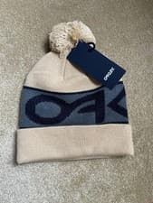 Image of Men’s Oakley Factory Cuff Beanie In Light Curry, BNWT