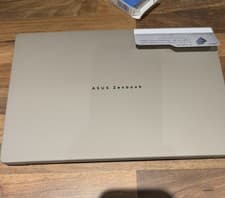 Image of ASUS Zenbook A14 UX3407QA 14" Laptop