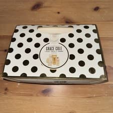 Image of Grace Cole Gift Set Body Wash Nectarine Blossom and Grapefruit GIFT SET FOR HER