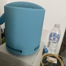 Image of Sony SRS-XB100 wireless speaker Bluetooth portable lightweight compact blue