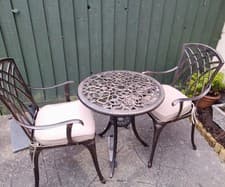 Image of Vintage Bistro Set Outdoor Patio Furniture Round Table Chairs Cushions 2 Seater