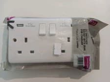 Image of 2 Gang Switched USB Socket Knightsbridge CU9904 13 With Dual USB RRP £18.90