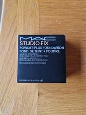 Image of MAC Studio Fix powder plus foundation NW20: brand new, unused - protective cover