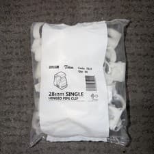 Image of Talon Single Hinged Pipe Clip 28mm Pack Of 50