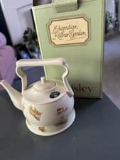 Image of Aynsley "Edwardian Kitchen Garden" Small Teapot or kettle original box box vgc