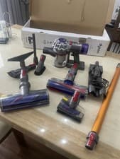 Image of Dyson V8 Absolute - ex display excellent condition 🔥