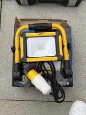 Image of Draper Folding Site Light 110v Plug