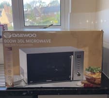 Image of Daewoo 900W 30L Microwave with Grill & Convection – Brand New (Boxed)
