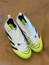 Image of Predator Elite Laceless Firm Ground Boots Kids