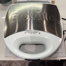 Image of Breville VST083 2 Slice Sandwich Toaster - White used once VGC