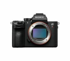 Image of Sony α7R III 42.4MP Mirrorless Digital Camera - Black (Body Only)