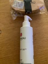 Image of Gatineau Defi Lift 3D Body Oil - 200 ml - sealed, & Beech Wood Body Brush