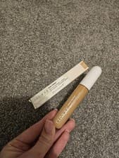 Image of Clinique Even Better All Over Concealer + Eraser WN 64 Butter Scotch