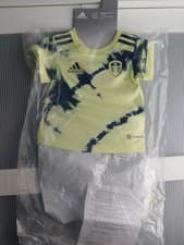 Image of Leeds United Away Baby Kit - 2022/2023 Season - 3-6 Months - *Brand New*