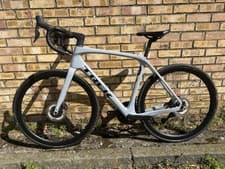 Image of Trek Domane SL7 gen 4 2025 carbon disc road bike 56cm Ultegra Di2 12 speed 