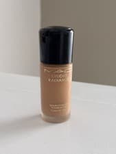 Image of Mac Studio Radiance Serum Powered Foundation Travel Size 5ml, Shade NC20