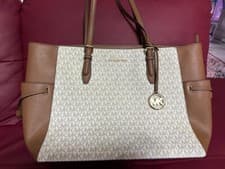 Image of Michael Kors Women Bags, Large Size - Beige