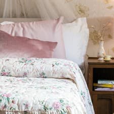 Image of Traditional Quilted Fitted Bedspread Rose Garden Print
