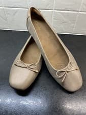 Image of CLARKS CANDRA BALLET FLATS SIZE 5.5. BRAND NEW. RRP £50.00.