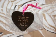 Image of decorative mirror heart