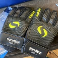 Image of NEW Size 7 Sondico Match Football Goal Keeper Gloves Black and Yellow