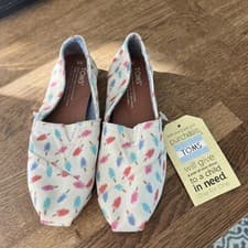 Image of Ladies Classic White Popsicle Toms Shoes / Size UK 3 New With Tags ❤️